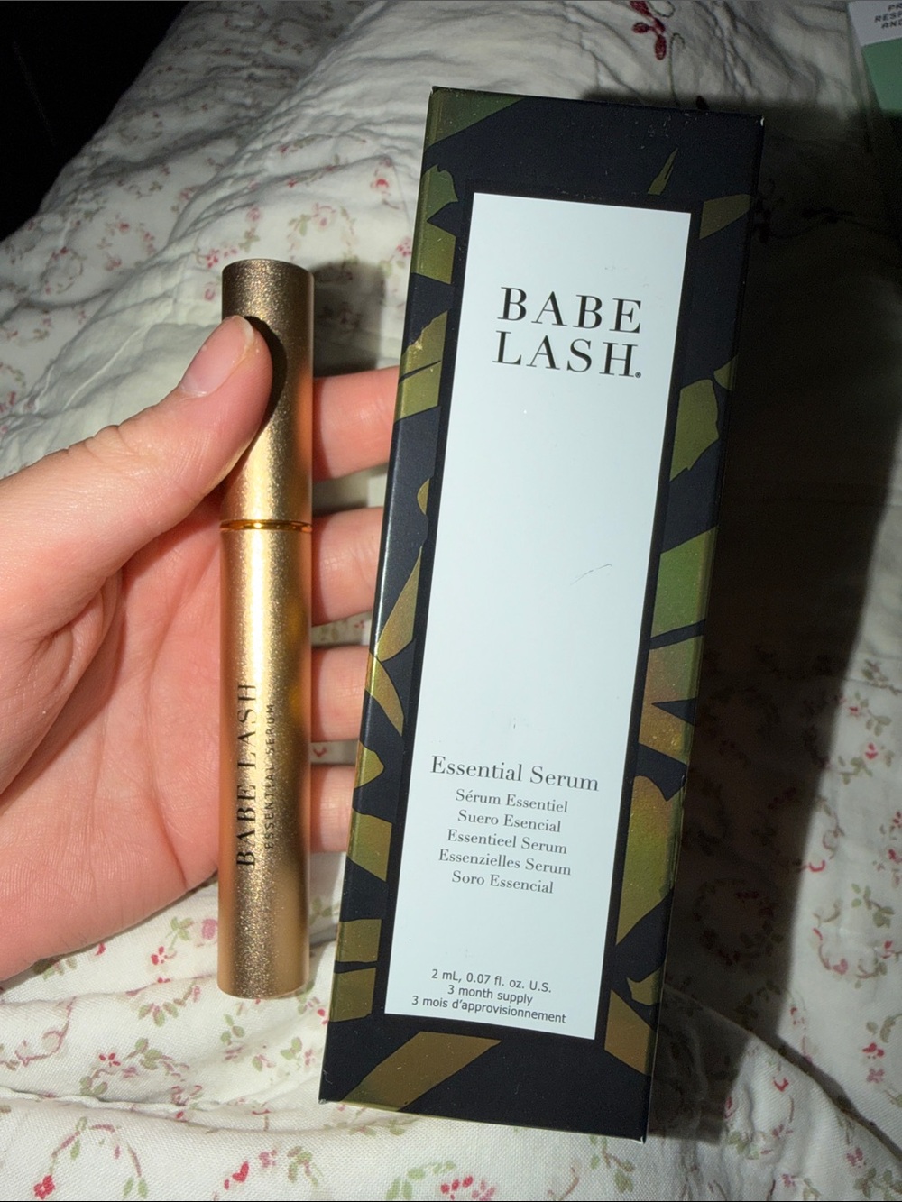 Babe Lash Essential Serum - Gold Lash Enhancing Treatment